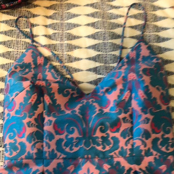 size 4 - Picture 4 of 5